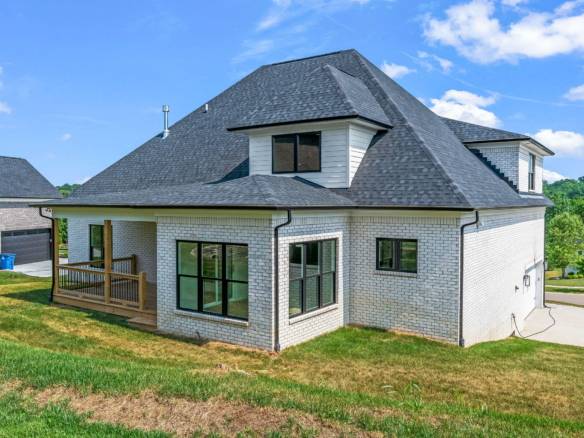 New construction home on Morningside Drive with contemporary design.